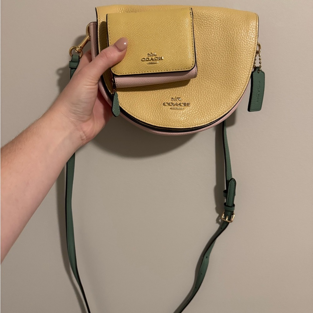 Coach Lemon Yellow and Forest Green Crossbody Bag - Picture 2 of 7